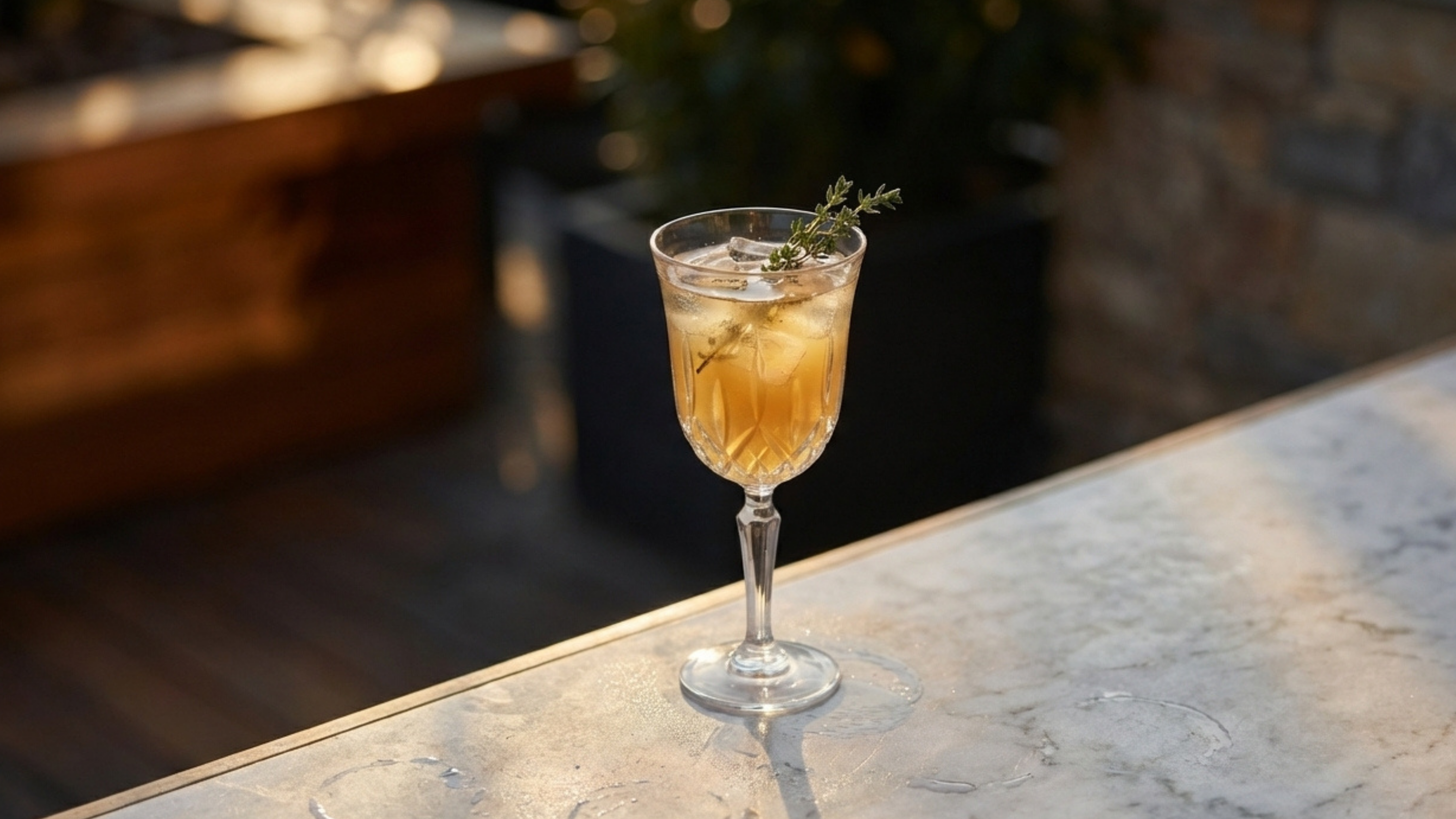 Thymeless Spark : recette de mocktail végétal pétillant au thym et gingembre